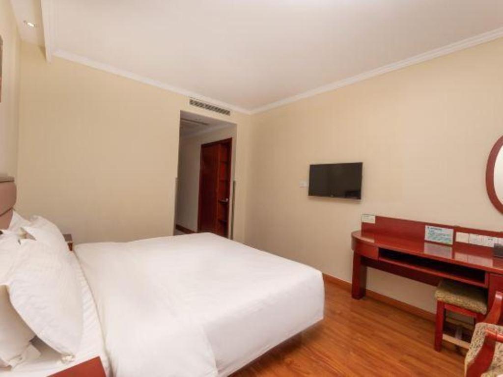 Greentree Inn Suzhou Railway Station North Square Haobainian Wedding Dress City Express Hotel מראה חיצוני תמונה