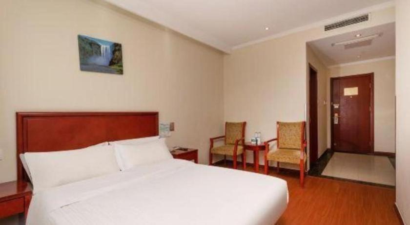 Greentree Inn Suzhou Railway Station North Square Haobainian Wedding Dress City Express Hotel מראה חיצוני תמונה