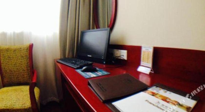 Greentree Inn Suzhou Railway Station North Square Haobainian Wedding Dress City Express Hotel מראה חיצוני תמונה