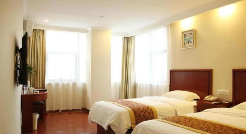 Greentree Inn Suzhou Railway Station North Square Haobainian Wedding Dress City Express Hotel מראה חיצוני תמונה