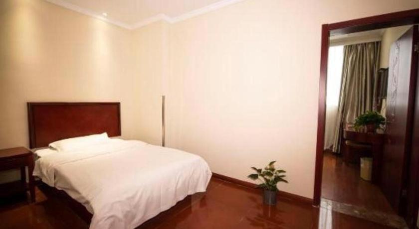 Greentree Inn Suzhou Railway Station North Square Haobainian Wedding Dress City Express Hotel מראה חיצוני תמונה