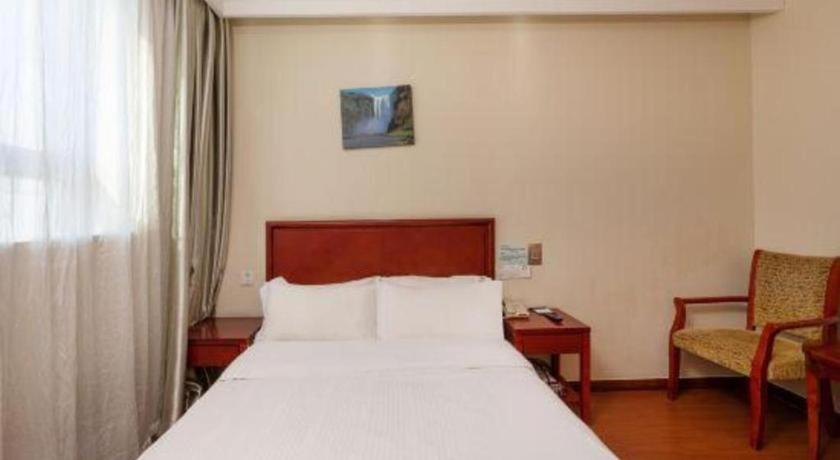 Greentree Inn Suzhou Railway Station North Square Haobainian Wedding Dress City Express Hotel מראה חיצוני תמונה